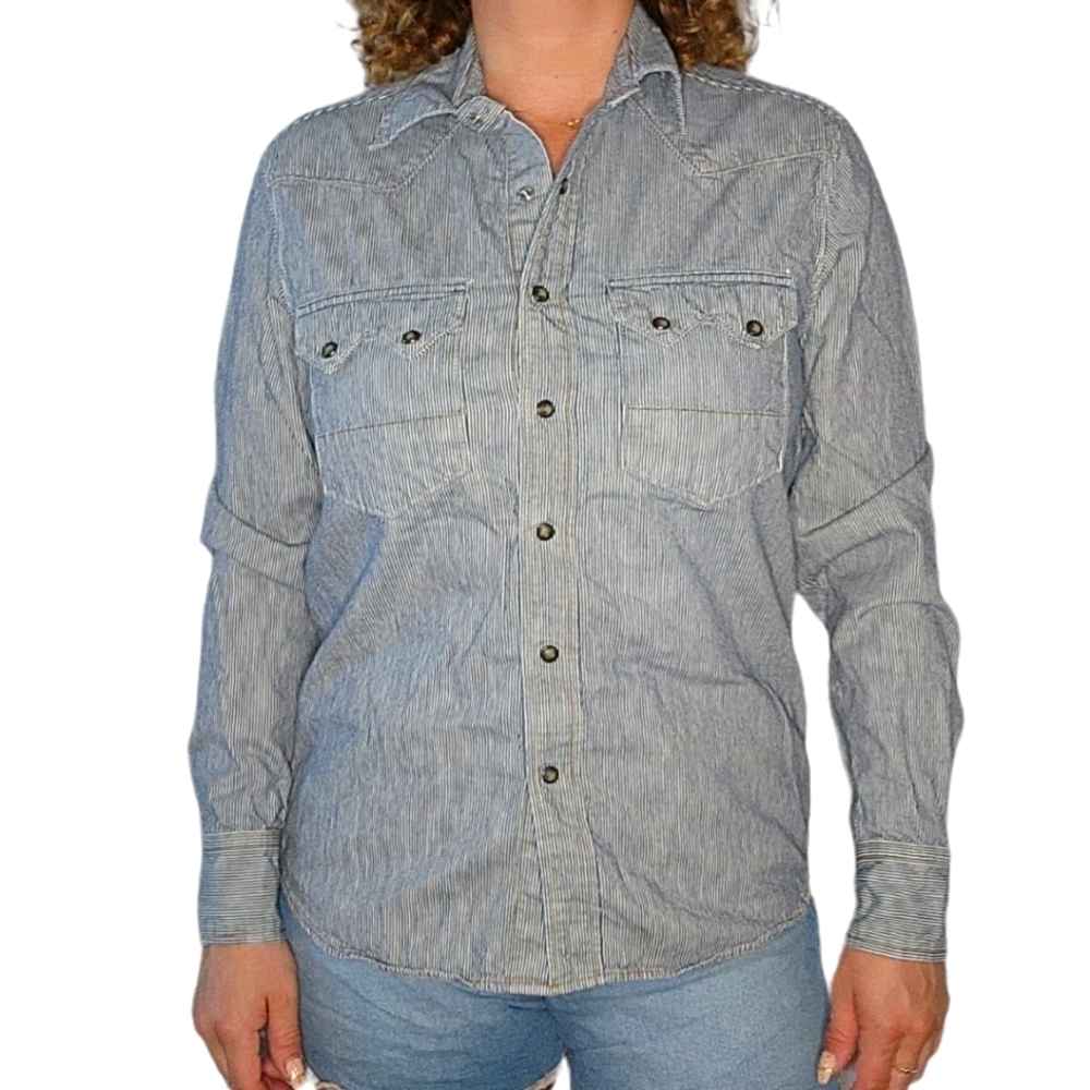 Gap Size Small Long Sleeve Snap Button Up Shirt Blue Striped